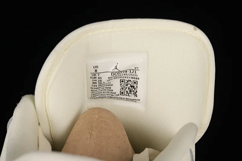 All categories Air Jordan Jordan series basketball shoes Air Jordan 1 Low Z version Air Jordan 1 Low AJ1 Joe 1 cream yellow low-top casual sneakers DC0774-121